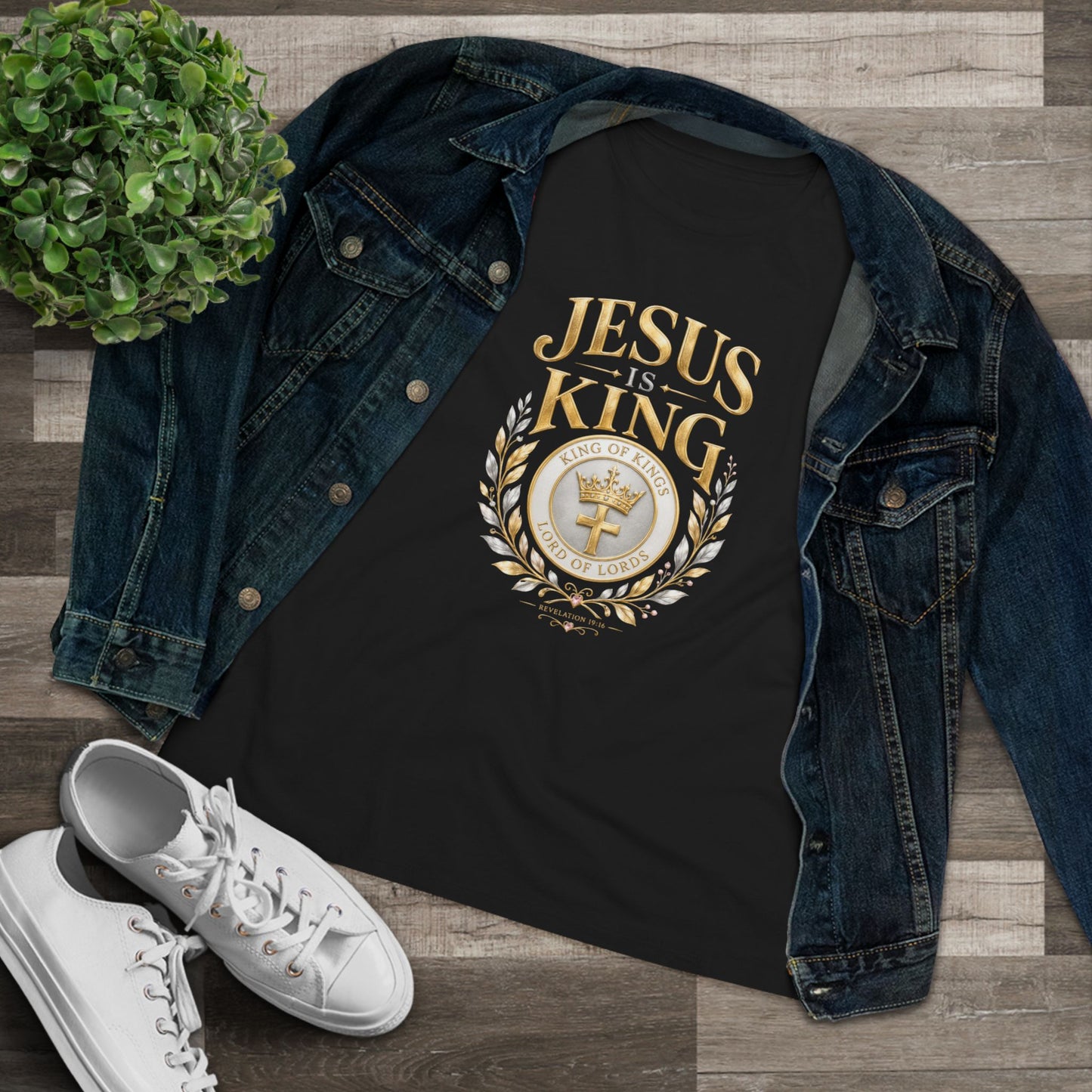 Jesus Is King Crown  —Women's Tee