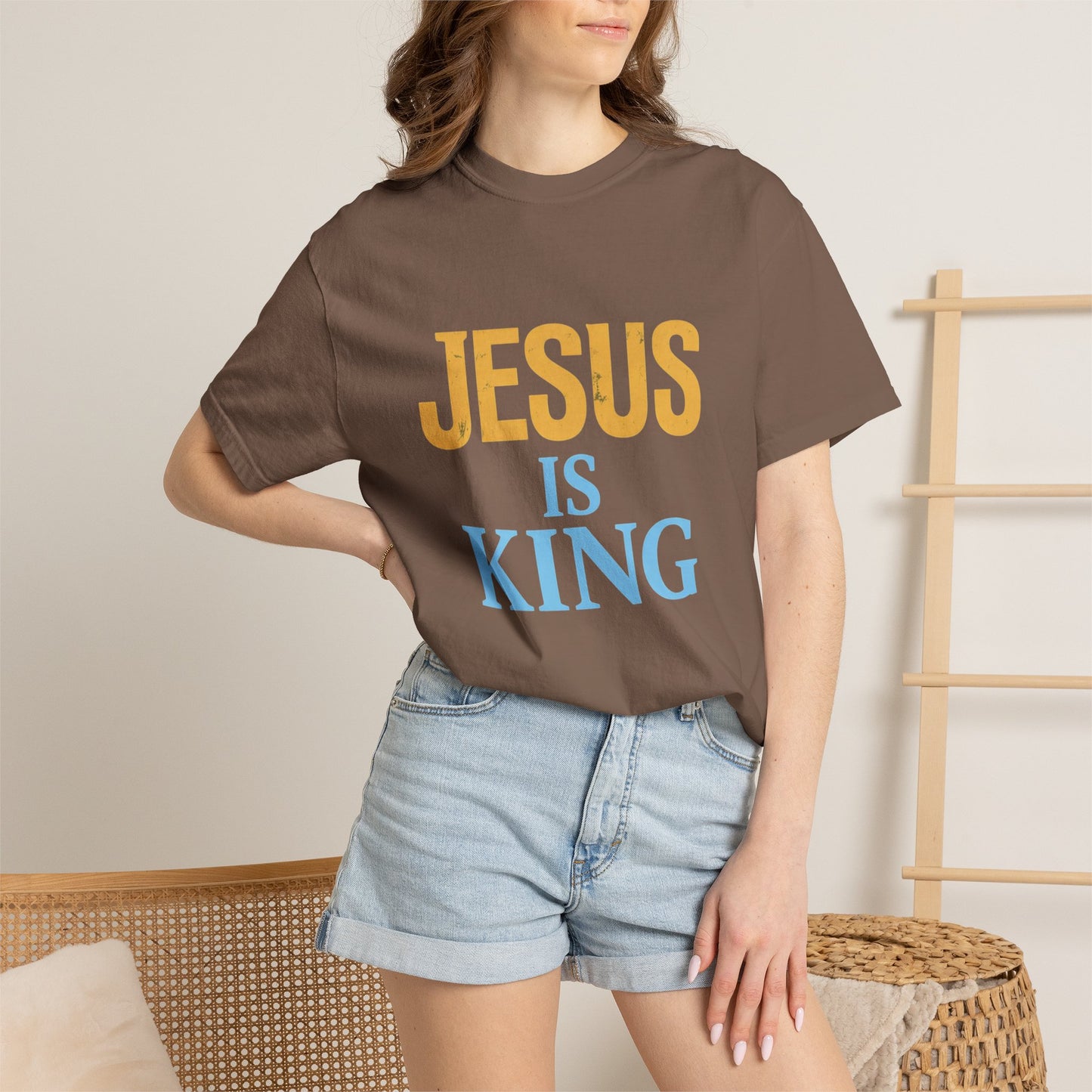Jesus is King-Classic contrast tee
